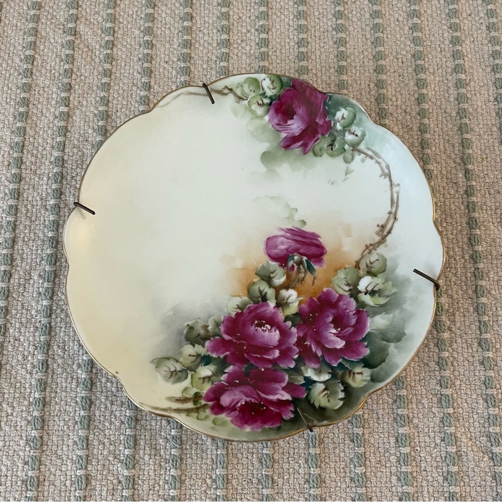 Vintage Bavaria Plate - Plate Wall - Collectible - Floral - Flowers w/ Hanger